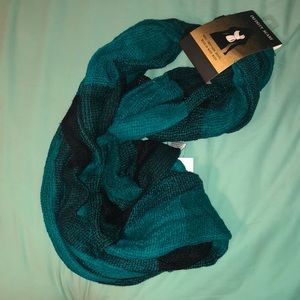 infinity scarf